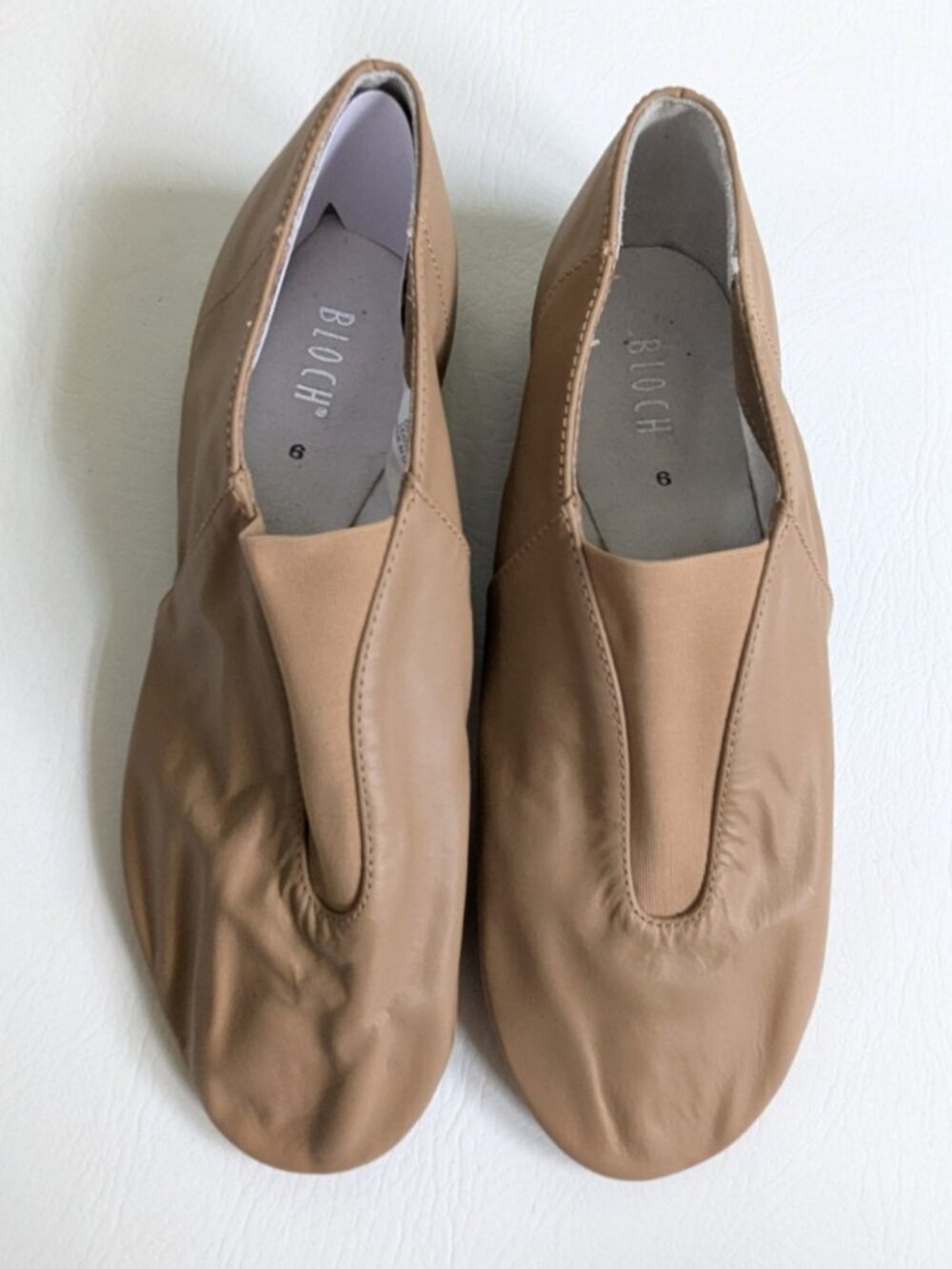 NEW Bloch Super Jazz Slip On Dance Shoes Size Women's 9 Tan